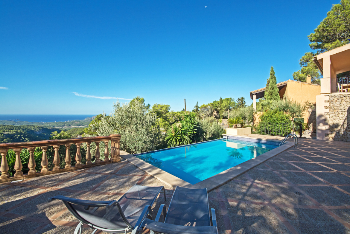 Country home for sale with far stretching sea views