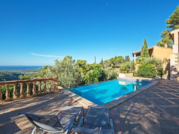 Country home for sale with far stretching sea views