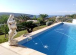 Modern luxury villa for rent Mallorca pool