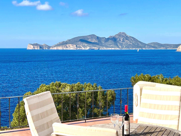 House with amazing sea view in Port d'Andratx